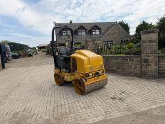 2016 CATERPILLAR CB14B 1000MM DIESEL TWIN DRUM VIBRATING ROLLER
