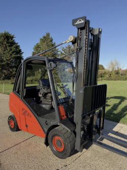 LINDE H30D 3 TONNE DIESEL FORKLIFT TRUCK - 2200 HOURS