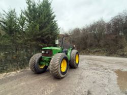 JOHN DEERE 5215 56HP COMPACT TRACTOR *6400 HOURS*