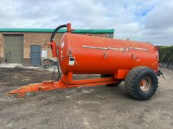 ABBEY MACHINERY SINGLE AXLE SLURRY TANKER