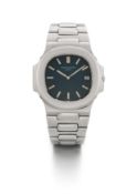 PATEK PHILIPPE Nautilus