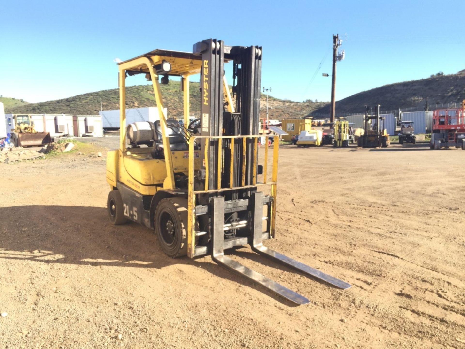 Solid Tires, 5700# Capacity, 188in Lift, 48in Forks, Side Shift, Fork ...