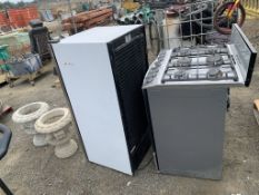 Whirlpool Stove Top w/Oven, Mini Refrigerator,