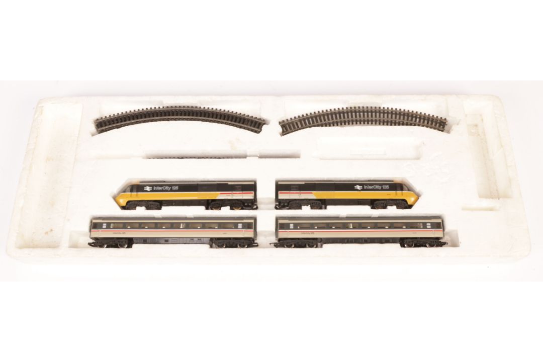 A group of Lima and Hornby OO gauge sets. Included items: Hornby – R.673 – High Sp… - Image 4 of 4