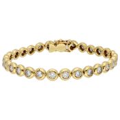18K Yellow gold tennis bracelet set with approx. 4.35 ct. diamonds