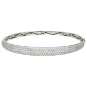 18K White gold bangle bracelet set with approx. 2.50 ct. diamonds
