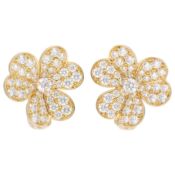 Van Cleef & Arpels 'Frivole' 18K Yellow gold stud earrings set with diamonds