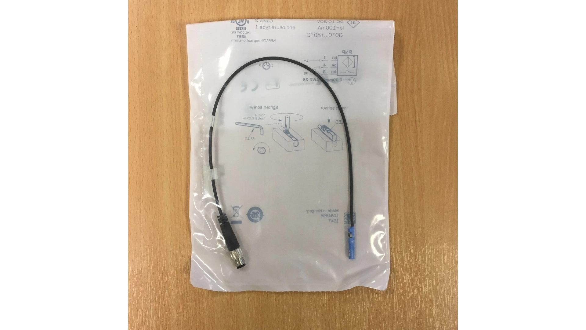 Twenty-two Sick MXC1-2V2PS-KR010 Magnetic Sensors