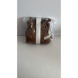 Aunts & Uncles Grandma's Luxury Club Mrs. TeaCake Crossover Bag, Caramel, 29 X 28.5 X 11cm