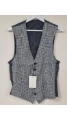 SuitSupply Men's Amsterdam Waistcoat, Grey Check, UK 34