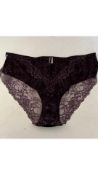 Twenty-one Ashley Graham Briefs, Black/Purple, UK 22-24