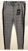 Icon Amsterdam Men's The Viera Trousers, Grey, Black, Size 32