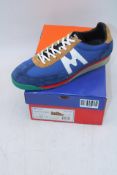 Karhu Mestari Sprint Trainers, Blue/Jaffa Orange, UK 11