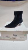 Le Monde Beryl Ankle Boots, Black, Size EU 37