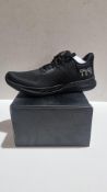 TVR Technit Runner 1 Trainers, Black, Size UK 7.5