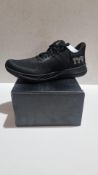 TVR Technit Runner 1 Trainers, Black, Size UK 7.5
