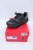 New Balance Men's Fresh Foam Hierro V9 Gore Tex Trail Running Shoes, Black/Faded Black, UK 9. Box da