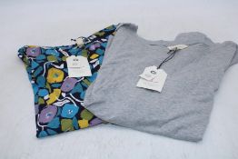 Two Seasalt Easel Tops to include 1x Zink, UK 20, 1x Zennor Blooms Maritime, UK 20