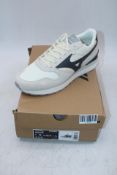 Mizuno RB87 Sportstyle Trainers, Beige/Grey, UK 10. Box damaged