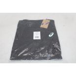 Seven Asics Men's Core Singlet Top to include 5x Size M, 2x XL, All Performance Black