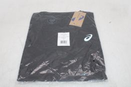 Seven Asics Men's Core Singlet Top to include 5x Size M, 2x XL, All Performance Black