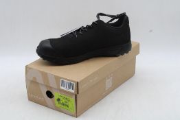 Lavoro Lynx Safely Shoes, Black, EU 43. Box damaged