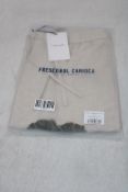 Frescobol Carioca Felipe Floral Print Linen Shorts, Ecru/Evergreen, Size W34