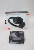 JBL Tune 720BT Over Ear Headphones. Box damaged