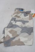 Columbia Mountaindale River Shorts, Dove Mod Camo, Size M