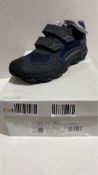 Geox Boys J Buller Low Top Trainers, Blue/Grey, UK 6. Box damaged