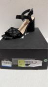Jeannot Handmade Womens Sandals, Raso Nero, Black, Size EU 38. Box damaged