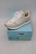 Hoff Women's Troezen Trainers, Beige, UK 3