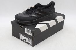 Adidas Men's Ultra 5 Running Trainers, Black, UK 6. Box damaged