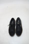 Puma Unisex Suede Trainers, Black/Black, UK 6, No Box