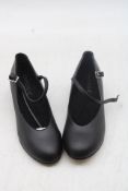 Capezio Women's Footlight Character Leather Shoes, Black, UK 5, No Box