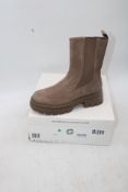 ASH Loud Boots, Sequoia, Size 40. Box damaged
