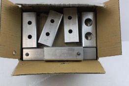 Twelve Land Rover LR090887 Brackets, Front End