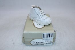 Bonpoint Enver Shoes, White, 21 Months. Box damaged