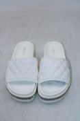 Carvela Flat Form Sandals, White, Size 41, Slight Marks to Sole, No Box