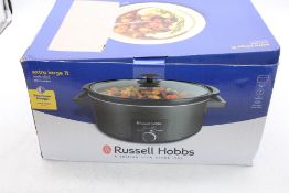 Russell Hobbs Slow Cooker, Matte Black, 7L. Box damaged