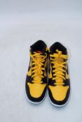 Nike Dunk High Retro, Yellow/Black, UK 10.5, No Top On Box
