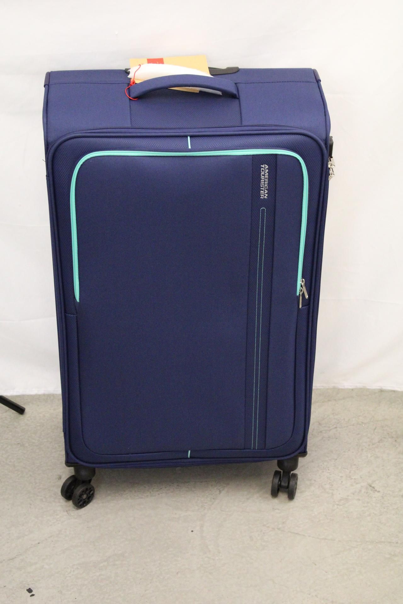 American Tourister Sea Seeker Spinner 80/30 Suitcase, Navy. Box damaged