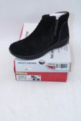 Skechers Arch Fit Ease Boots, Black, UK 5. Box damaged