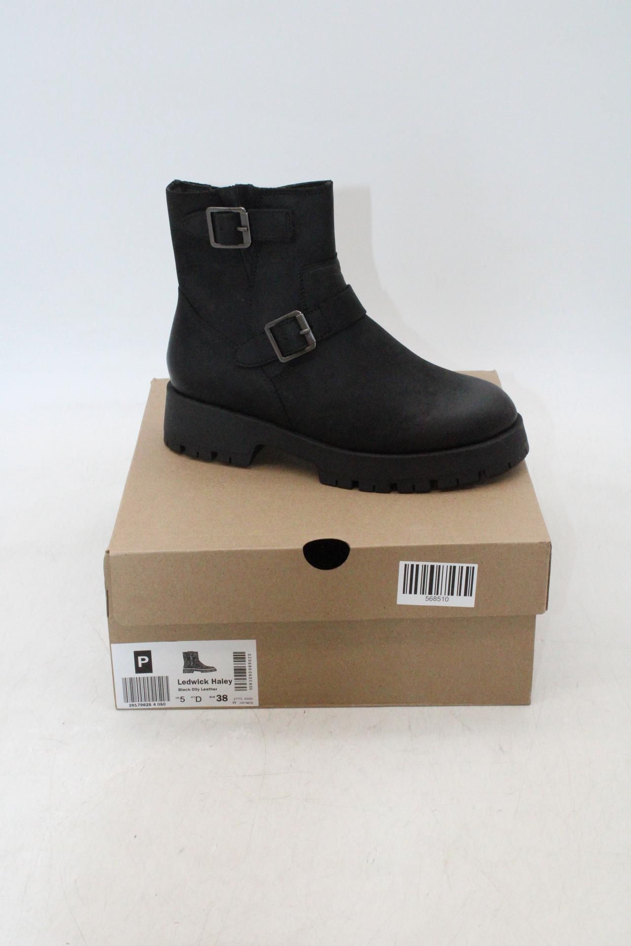 Clarks Woman's Ledwick Haley Leather Boots, Black, UK 5
