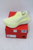 Puma MagMax Nitro, Yellow, UK 4