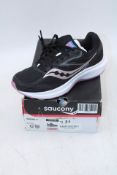 Saucony Women's Cohesion 17 Trainers, Black/ Orchid, UK 6.5. Box damaged