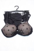 Marie Jo Daisy Underwear Set to include 1x Padded Heart Shaped Bra, UK 34C, 1x Briefs UK S, All Blac