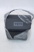Yeti 6 Litre Day Trip Insulated Lunch Bag, Charcoal