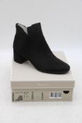 Tamaris Wortmann 1-25354-43, Black, Size 41