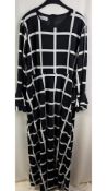 Urban Modesty Women's Maxi Stretch Long Sleeve Dress, Black, White, Size XXL